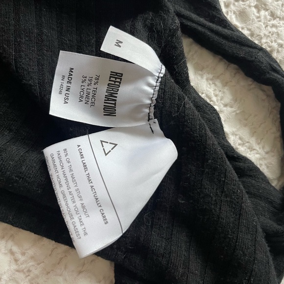 Reformation Wrap-Around Top - Picture 3 of 4